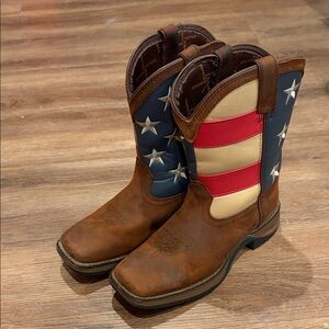 Durango boys flag boots size 4M